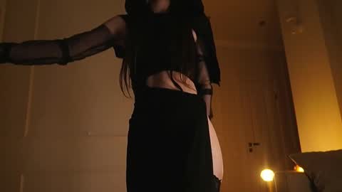 illona_harriss online show from October 2025 07:04:02 PM