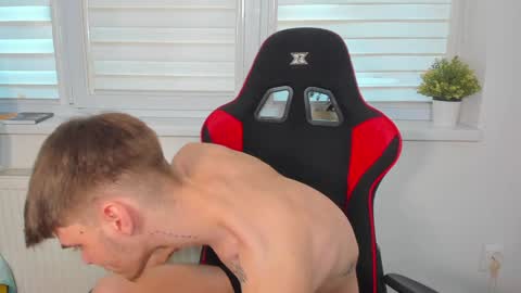 Snapshot of illusions888 chatting on December 2024 11:55:01 AM D-Illusion online show from December 2024 11:55:01 AM