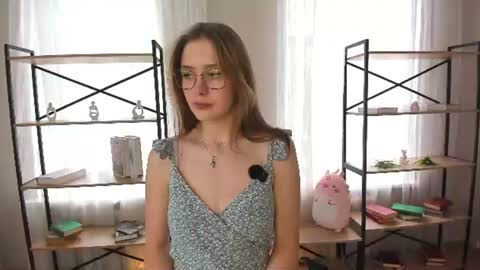 Ilona online show from June 2026 12:22:01 PM