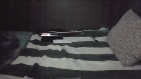 iloveitall86 online show from October 2025 05:39:02 AM