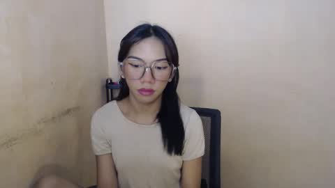 Snapshot of iloveyou28xx chatting on April 2026 04:25:01 PM CALL ME JEN YOUR SWEET GIRL 3 online show from April 2026 04:25:01 PM