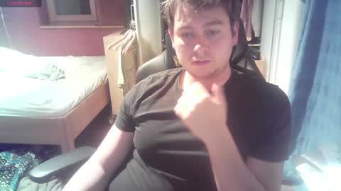 Snapshot of iloveyoutoo2000 chatting on January 2025 04:24:01 PM iloveyoutoo2000 online show from January 2025 04:24:01 PM