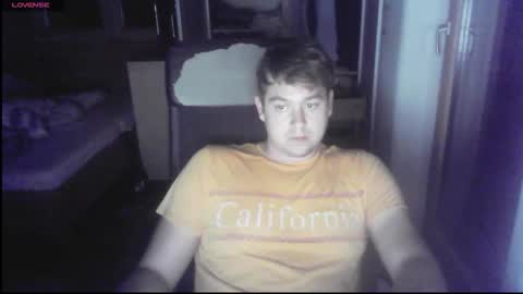 Snapshot of iloveyoutoo2000 chatting on September 2025 05:38:01 PM iloveyoutoo2000 online show from September 2025 05:38:01 PM