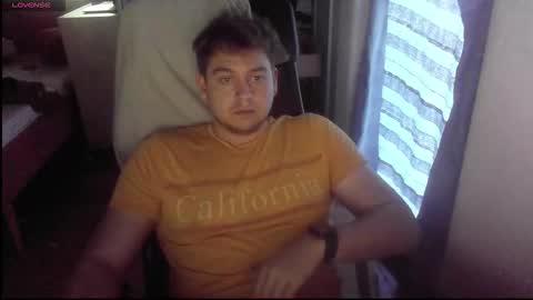 Snapshot of iloveyoutoo2000 chatting on October 2025 03:02:01 PM iloveyoutoo2000 online show from October 2025 03:02:01 PM