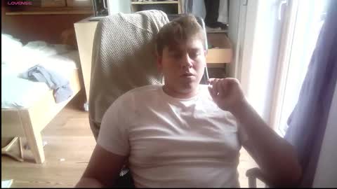 Snapshot of iloveyoutoo2000 chatting on October 2025 01:00:01 PM iloveyoutoo2000 online show from October 2025 01:00:01 PM