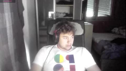 Snapshot of iloveyoutoo2000 chatting on November 2025 03:00:02 PM iloveyoutoo2000 online show from November 2025 03:00:02 PM