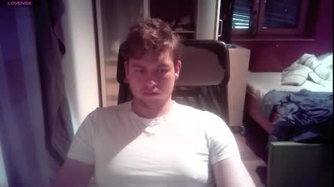 Snapshot of iloveyoutoo2000 chatting on November 2025 03:00:02 PM iloveyoutoo2000 online show from November 2025 03:00:02 PM