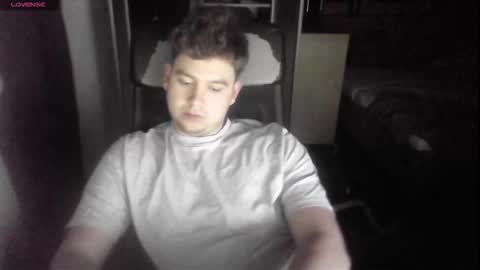 Snapshot of iloveyoutoo2000 chatting on November 2025 07:07:02 PM iloveyoutoo2000 online show from November 2025 07:07:02 PM