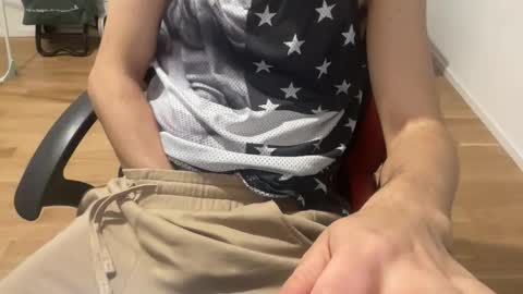 Snapshot of ilpino25 chatting on April 2026 09:34:01 PM ilpino25 online show from April 2026 09:34:01 PM