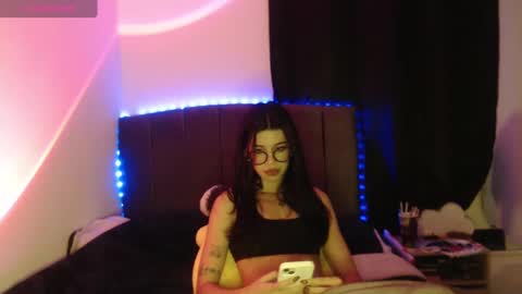 Snapshot of ily_bea chatting on October 2025 01:03:02 AM Ily Bea online show from October 2025 01:03:02 AM