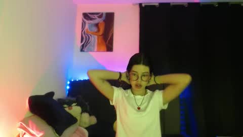 Snapshot of ily_bea chatting on March 2026 12:21:01 AM Ily Bea online show from March 2026 12:21:01 AM