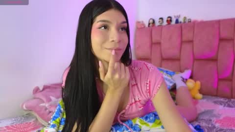 Snapshot of im__isabella chatting on February 2025 02:48:02 AM Isa Vasquez online show from February 2025 02:48:02 AM