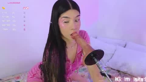 Snapshot of im__isabella chatting on April 2026 11:05:02 PM Isa Vasquez online show from April 2026 11:05:02 PM