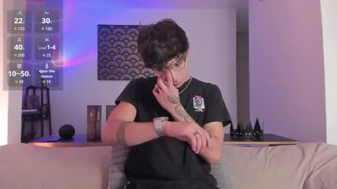 IM  THOMAS online show from December 2025 02:40:01 AM