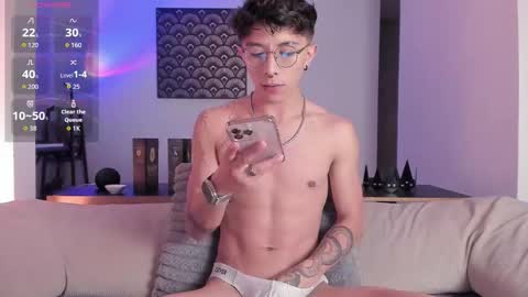 IM  THOMAS online show from December 2025 02:07:02 AM