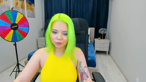 Roxy online show from January 2025 10:41:02 PM