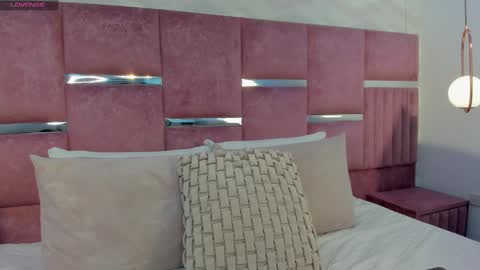 Aleja  online show from December 2024 05:23:01 AM