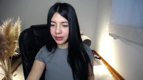 Snapshot of im_alyn chatting on January 2026 09:07:02 PM Alyn online show from January 2026 09:07:02 PM