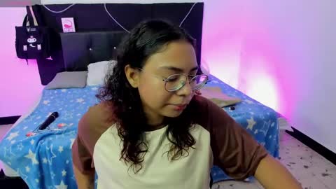 Snapshot of im_angels7 chatting on February 2025 04:18:02 AM Angela online show from February 2025 04:18:02 AM