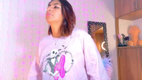 im_anna_ online show from January 2026 04:33:02 PM