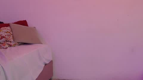 aurora online show from October 2025 07:07:02 PM