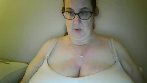 Snapshot of im_barbie5 chatting on July 2026 05:10:02 AM Barbie online show from July 2026 05:10:02 AM