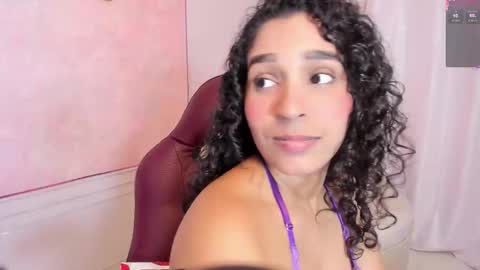 Snapshot of im_beliinda chatting on October 2025 04:40:01 AM Belinda Mesa online show from October 2025 04:40:01 AM