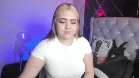 im_bunny__ online show from November 2025 11:13:01 AM