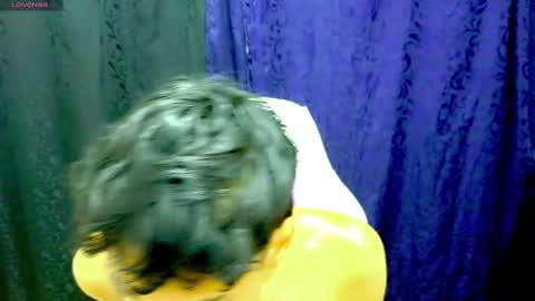 im_david01 online show from November 2025 02:28:02 PM