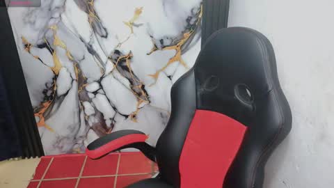 im_david01 online show from January 2026 02:41:01 PM