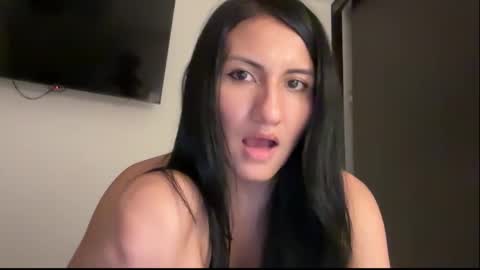 Snapshot of im_dayana chatting on September 2025 04:29:01 AM instagram  online show from September 2025 04:29:01 AM