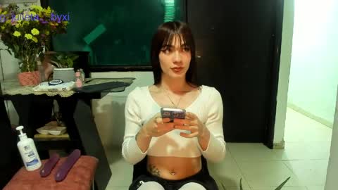 Snapshot of im_dorothy chatting on May 2026 03:02:02 AM im_dorothy online show from May 2026 03:02:02 AM
