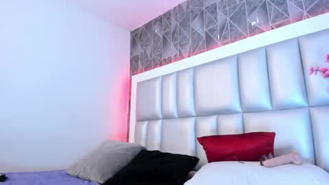  Im Gaia online show from March 2025 07:28:01 PM