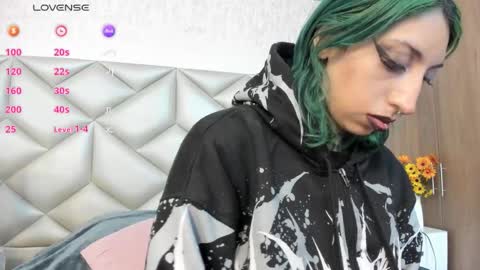  Im Gaia online show from December 2025 12:03:02 PM