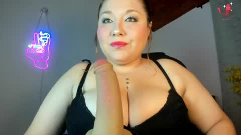 Snapshot of im_karoline chatting on July 2026 05:44:02 AM Karoline online show from July 2026 05:44:02 AM