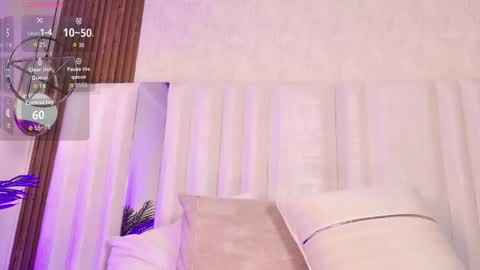 Katherine online show from November 2025 07:23:02 PM