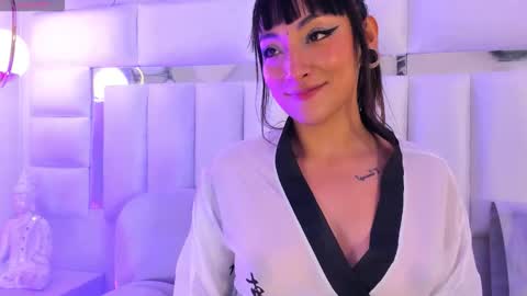 Kazumi online show from October 2025 02:29:01 PM