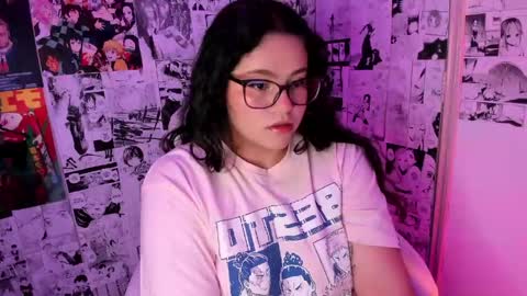 Snapshot of im_meii chatting on April 2026 02:12:02 AM mei mei uwu online show from April 2026 02:12:02 AM