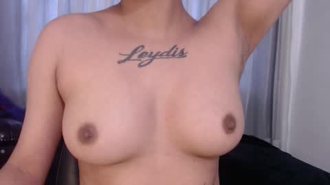 Snapshot of im_milancs chatting on October 2025 03:24:01 PM milan online show from October 2025 03:24:01 PM