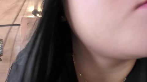 Snapshot of im_mou_ chatting on January 2026 12:54:02 PM im mou online show from January 2026 12:54:02 PM