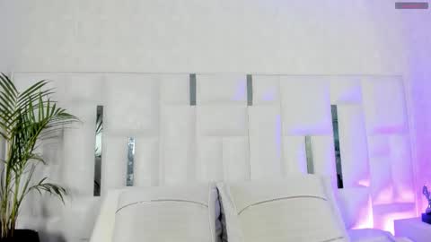 Nika online show from December 2025 12:44:02 PM