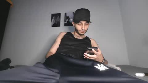 Snapshot of im_paul_ chatting on January 2025 06:34:02 AM Paul online show from January 2025 06:34:02 AM