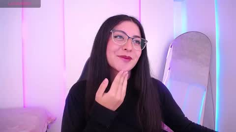 Snapshot of im_rosse_ chatting on February 2026 06:28:01 PM Jade Rosse online show from February 2026 06:28:01 PM