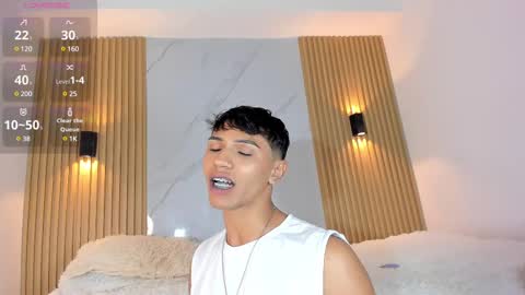 im_sebaslopez online show from February 2025 03:23:02 AM