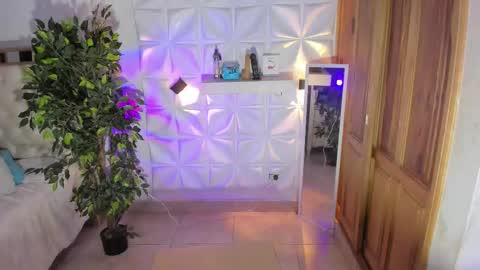 im_sebaslopez online show from October 2025 11:33:02 AM