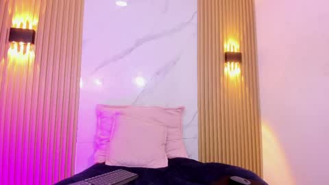 Snapshot of im_tammy_lynn chatting on April 2026 11:15:01 AM TAMMY online show from April 2026 11:15:01 AM