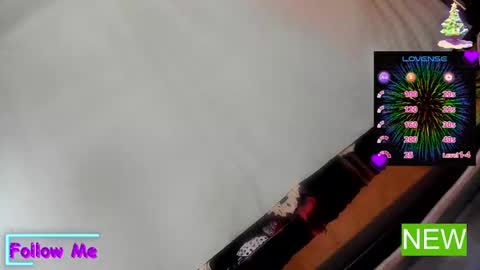 ella may online show from December 2024 06:37:02 AM