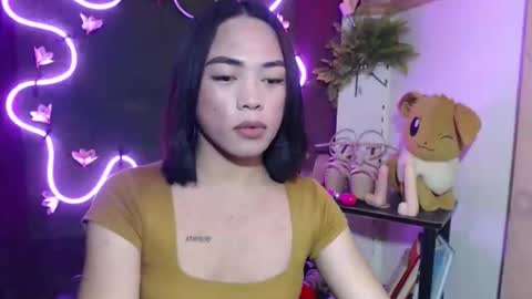 Hii love online show from November 2025 09:42:02 AM