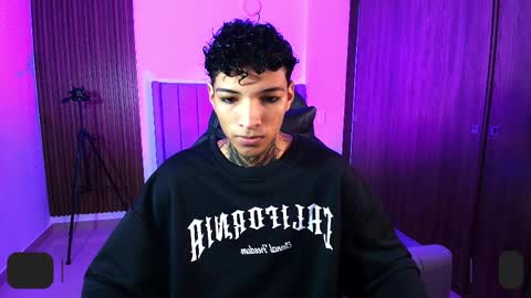 im_usuga online show from April 2026 08:30:01 AM