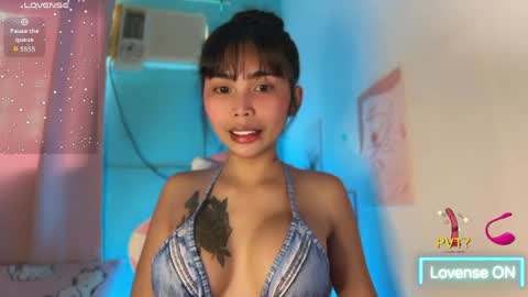 Snapshot of im_your_sexy_wifexxx chatting on June 2026 11:43:02 PM Ms. M online show from June 2026 11:43:02 PM